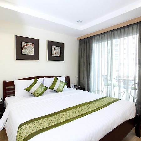 Icheck Inn Sukhumvit 22 Банкок Екстериор снимка