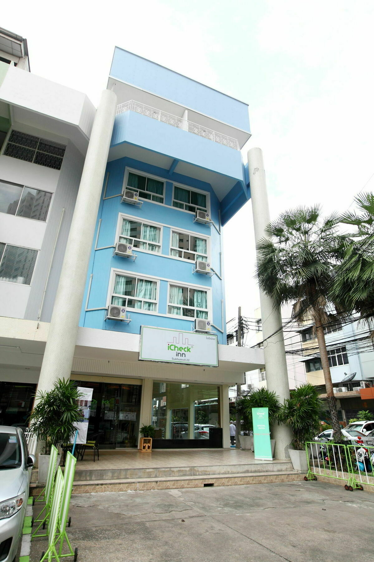 Icheck Inn Sukhumvit 22 Банкок Екстериор снимка