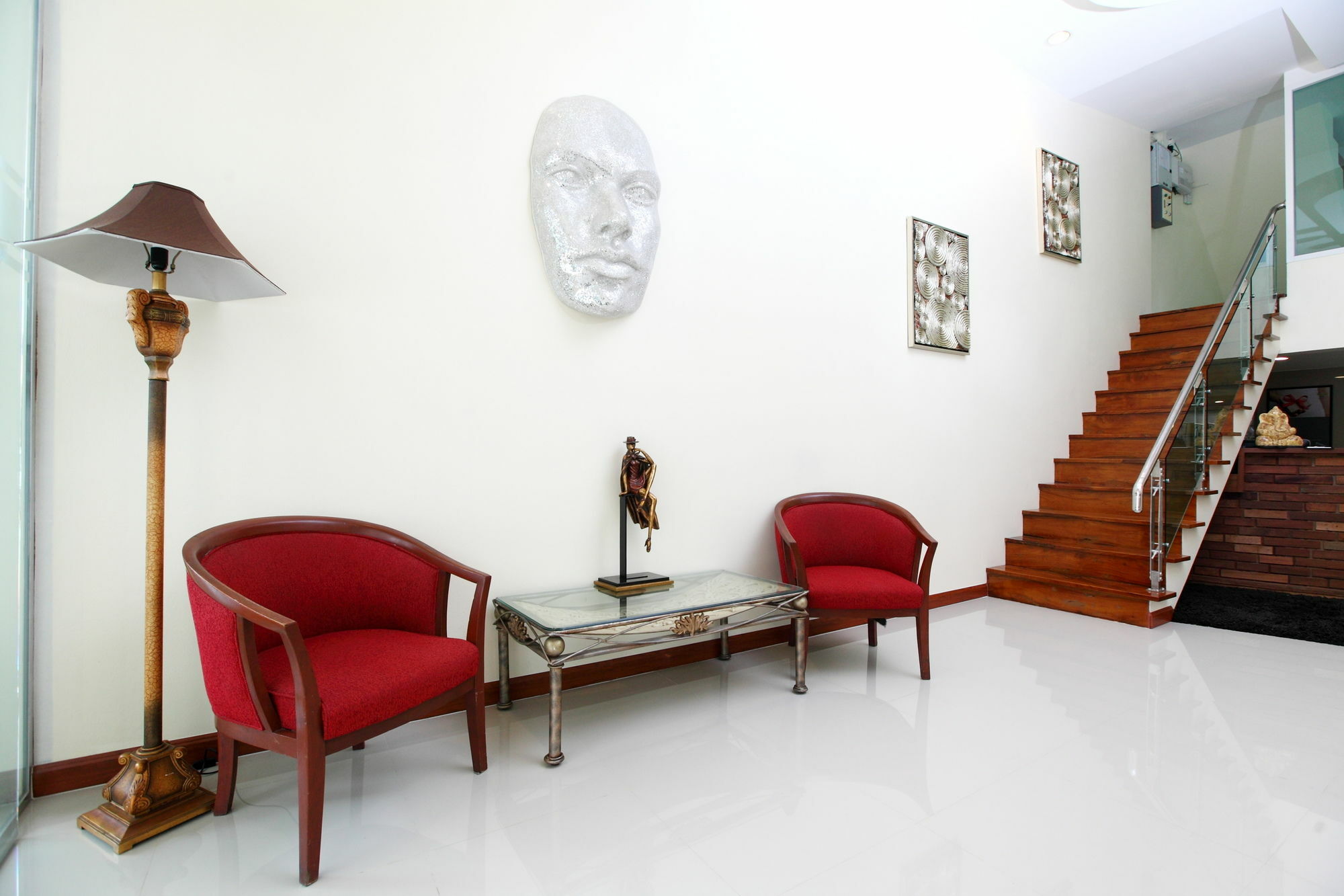 Icheck Inn Sukhumvit 22 Банкок Екстериор снимка