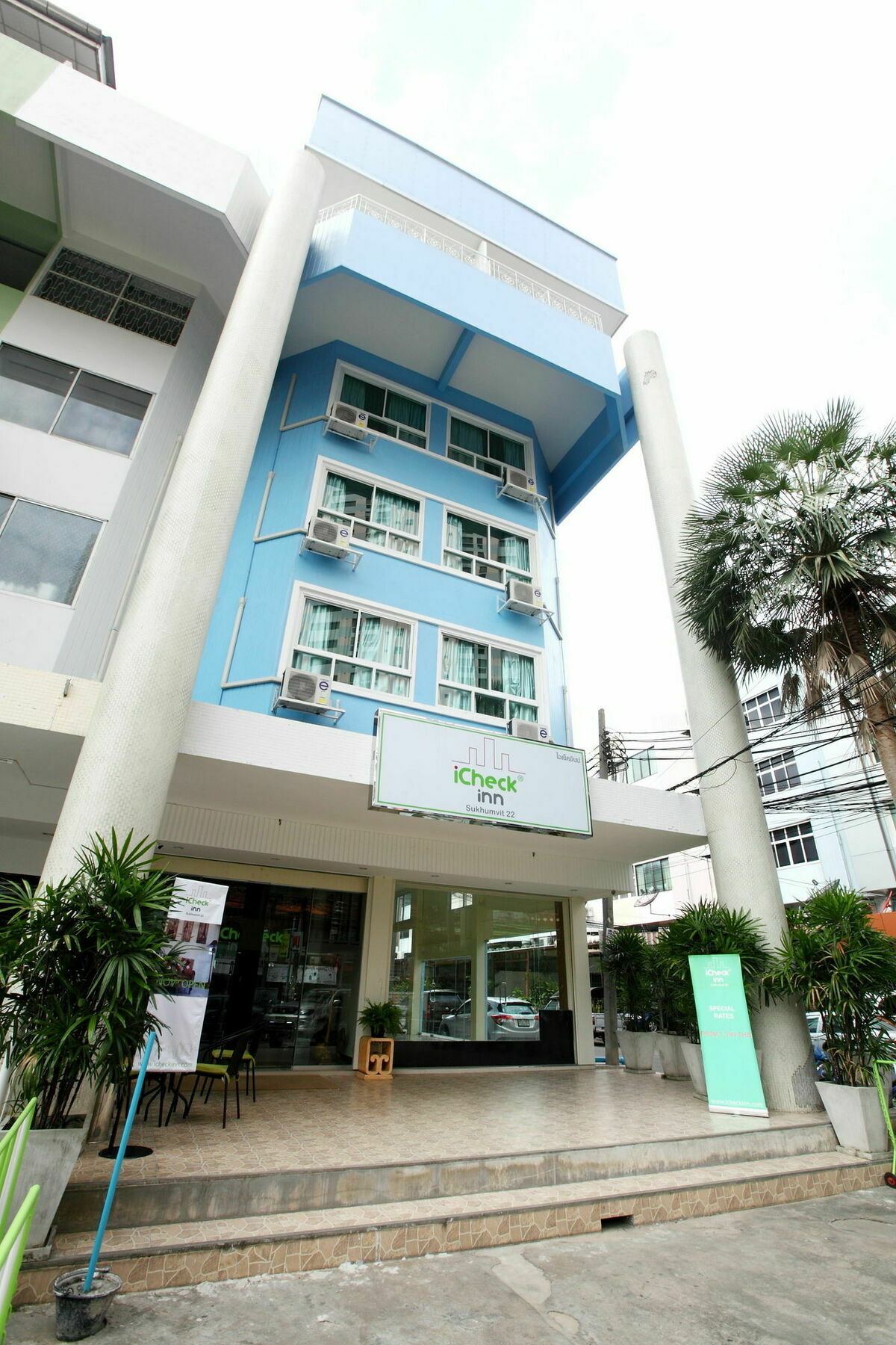 Icheck Inn Sukhumvit 22 Банкок Екстериор снимка